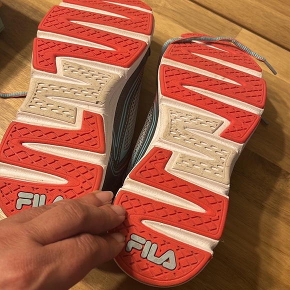 FILA ⭐️ soar womens running shoes - Picture 8 of 9